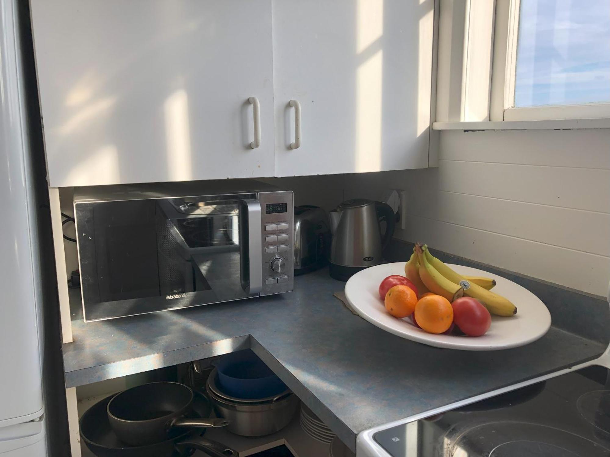 웰링턴 Seafront Haven In Island Bay With Deck, Outdoor Bath, And Parking 아파트 외부 사진
