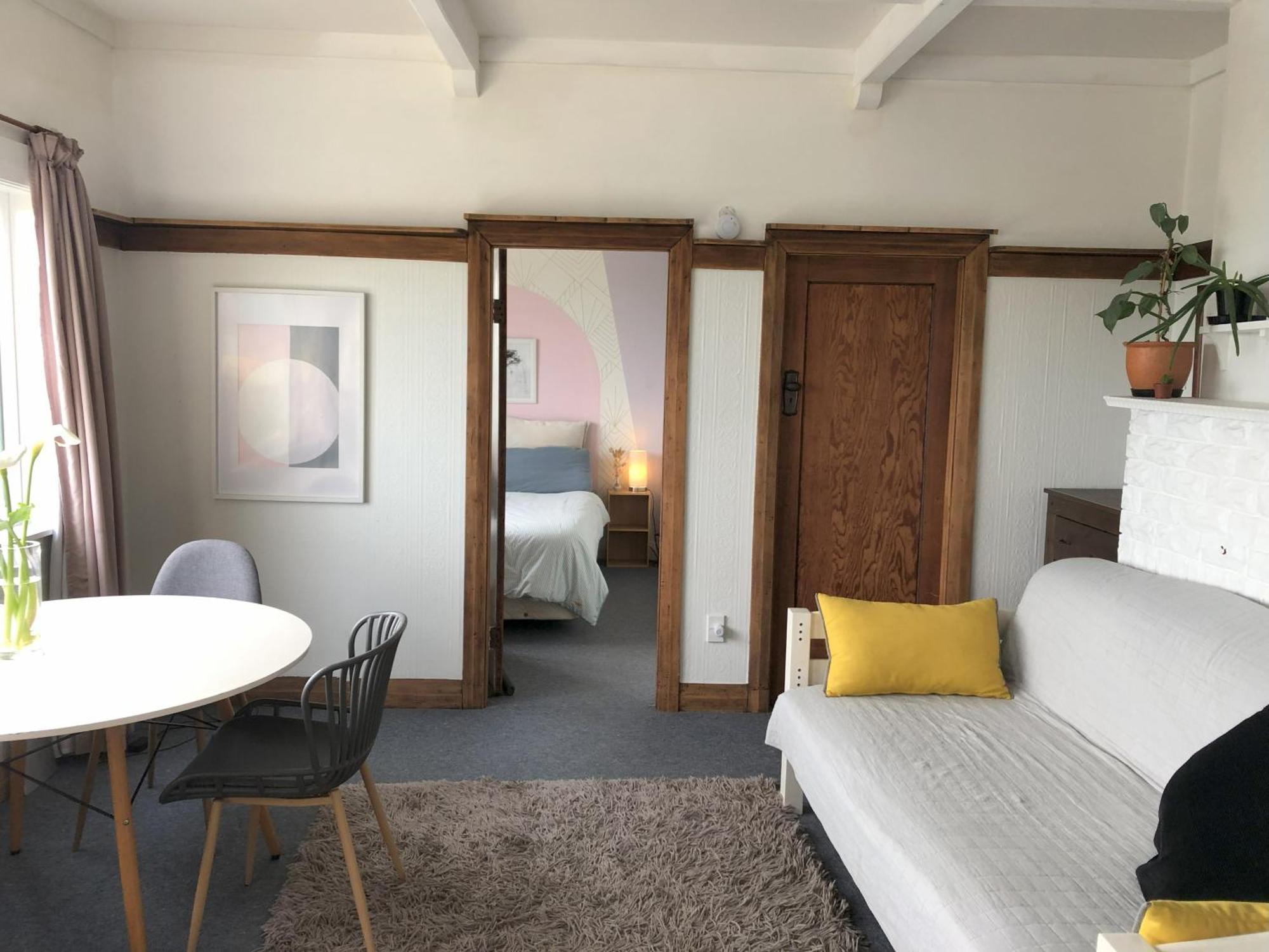 웰링턴 Seafront Haven In Island Bay With Deck, Outdoor Bath, And Parking 아파트 외부 사진